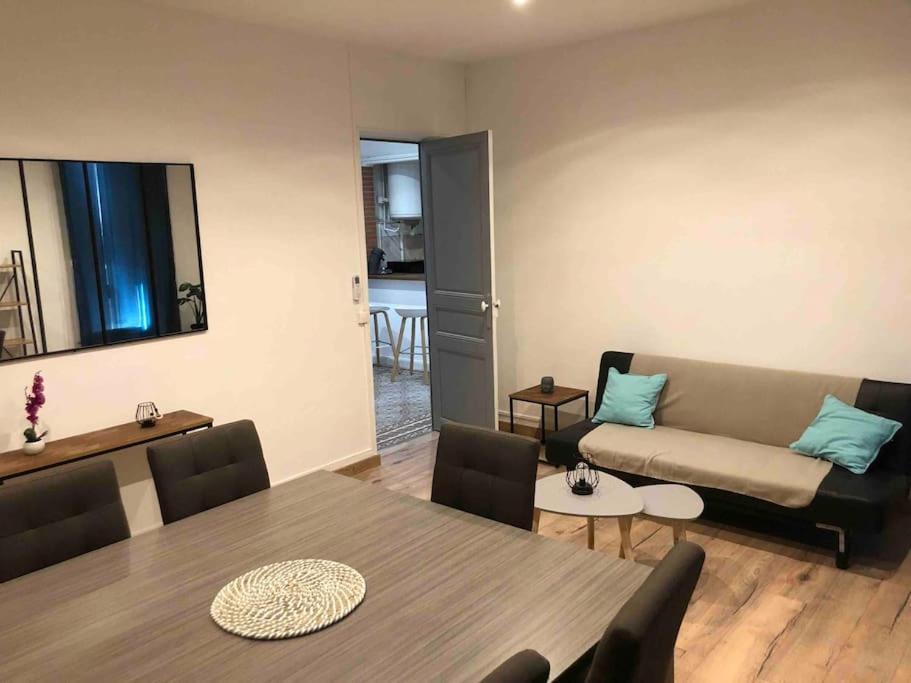 Appartement Spacieux Centre Ville Rivesaltes Buitenkant foto