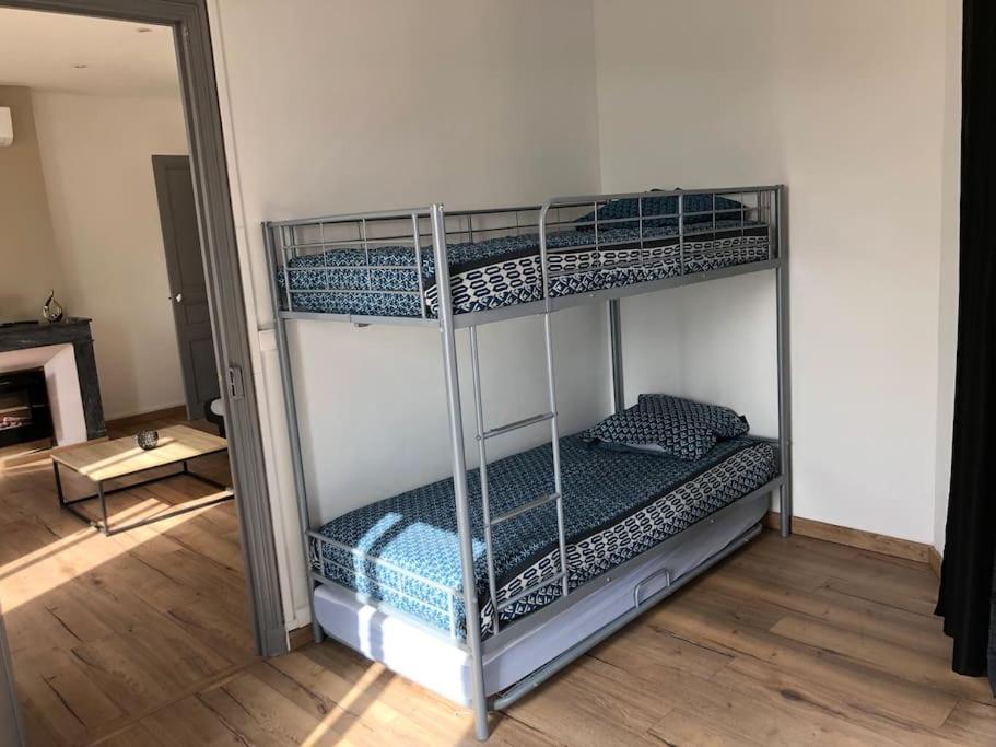 Appartement Spacieux Centre Ville Rivesaltes Buitenkant foto